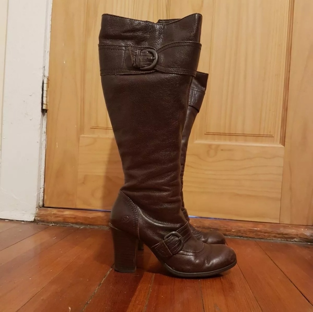 Crown boots
